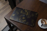Coque Macbook noire par Tibisig